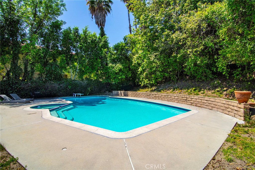 Property photo 46