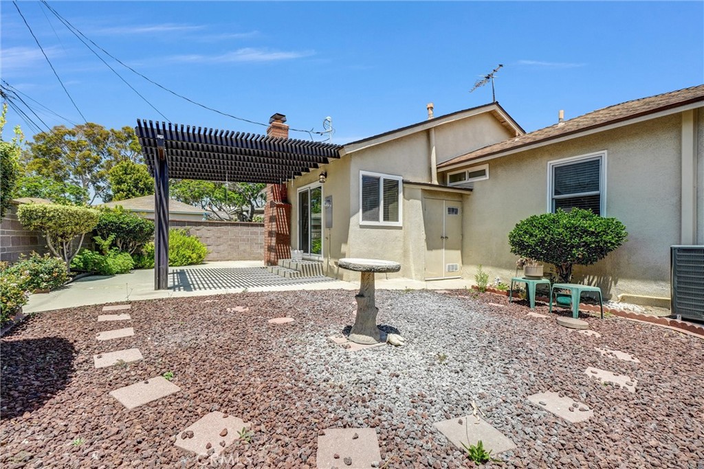 Property photo 33