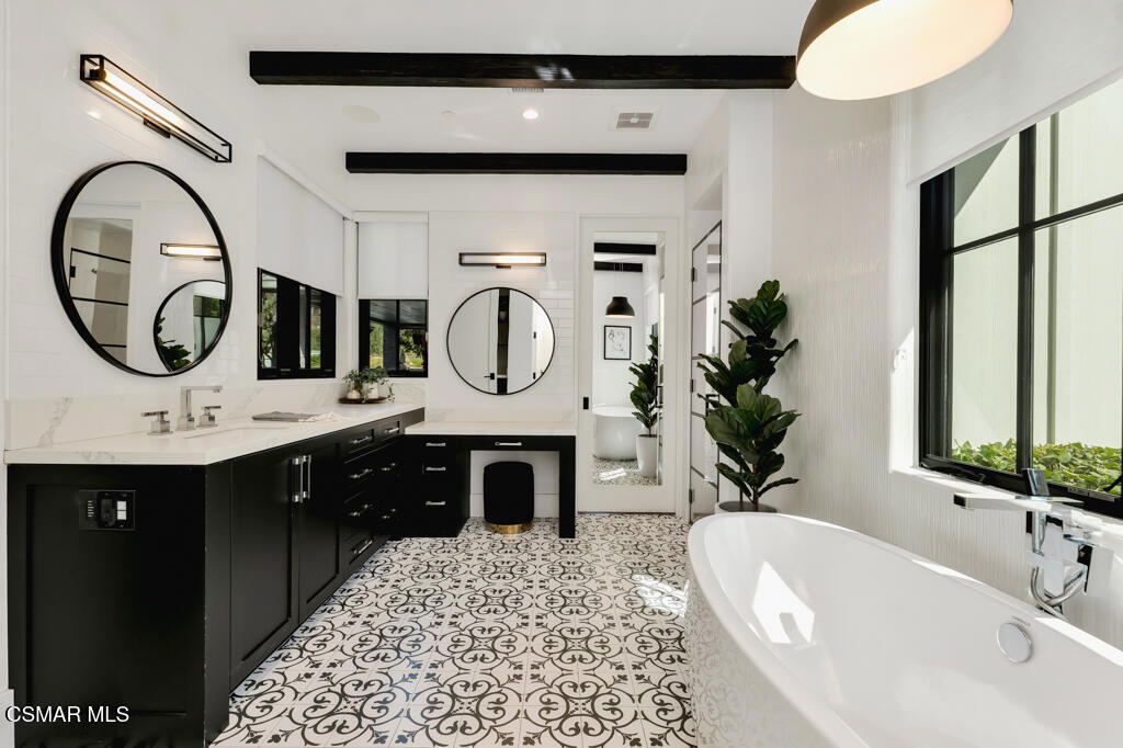 Property photo 43