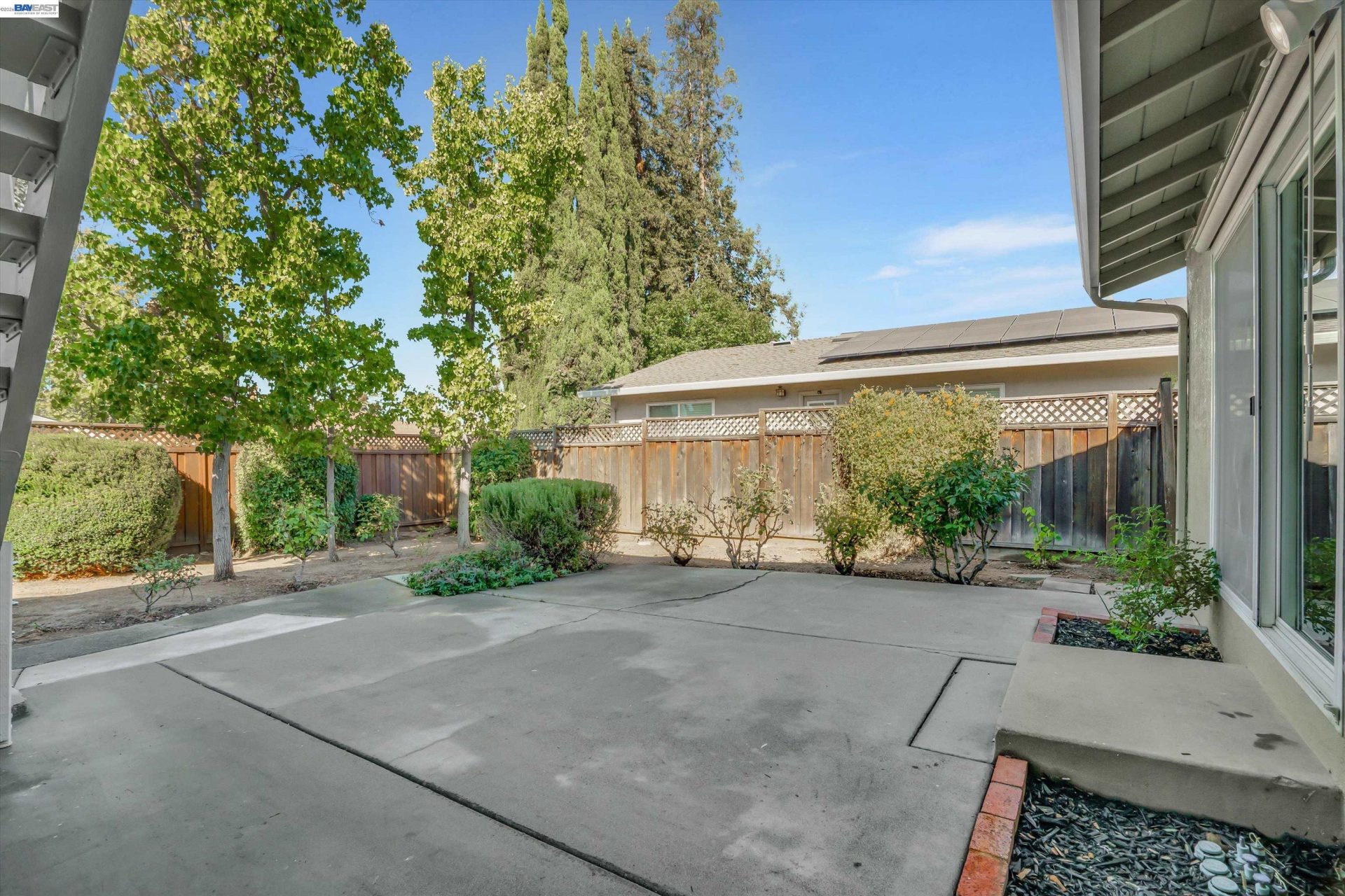 Property photo 35