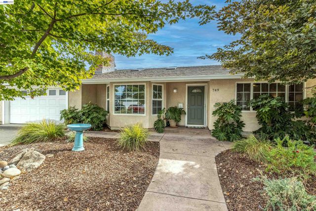 Property photo 45