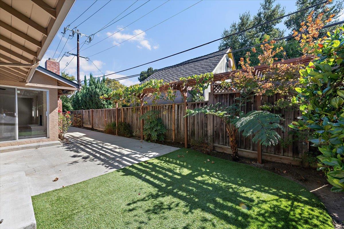 Property photo 23