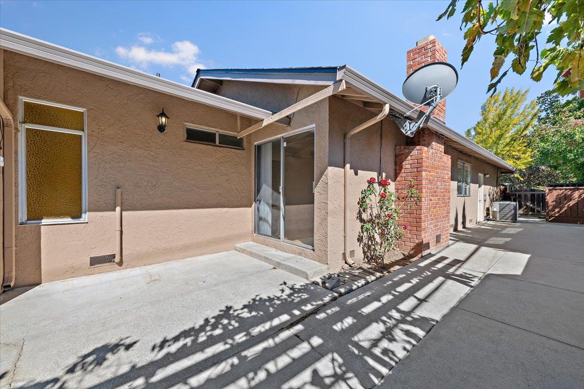 Property photo 24