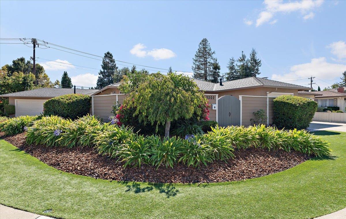 Property photo 25