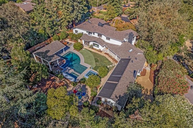 Property photo 40