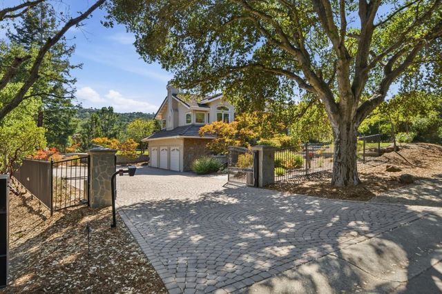 Property photo 44