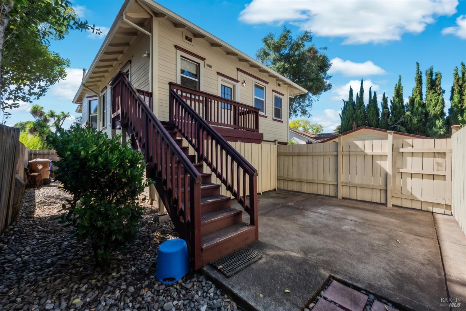 Property photo 32