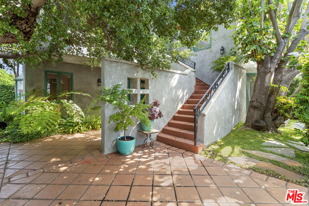 Property photo 46