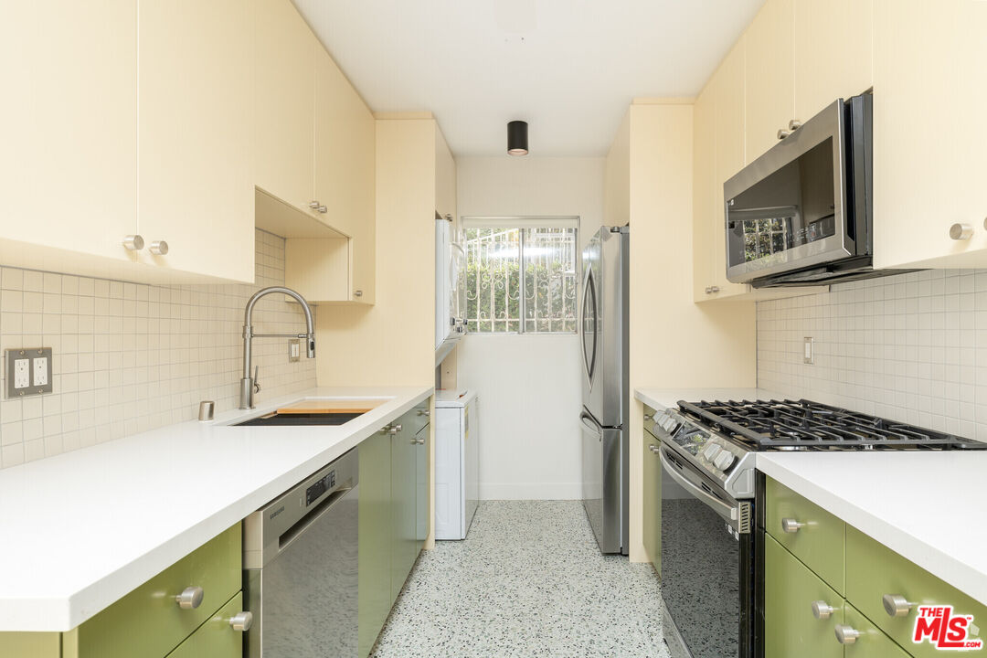 Property photo 37