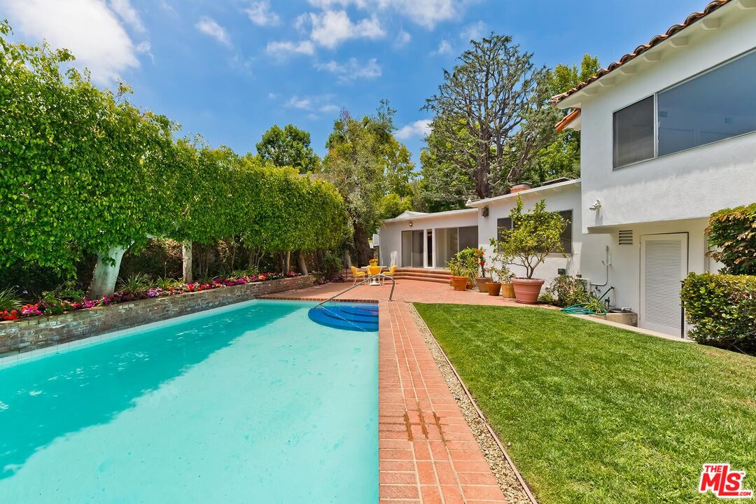Property photo 44
