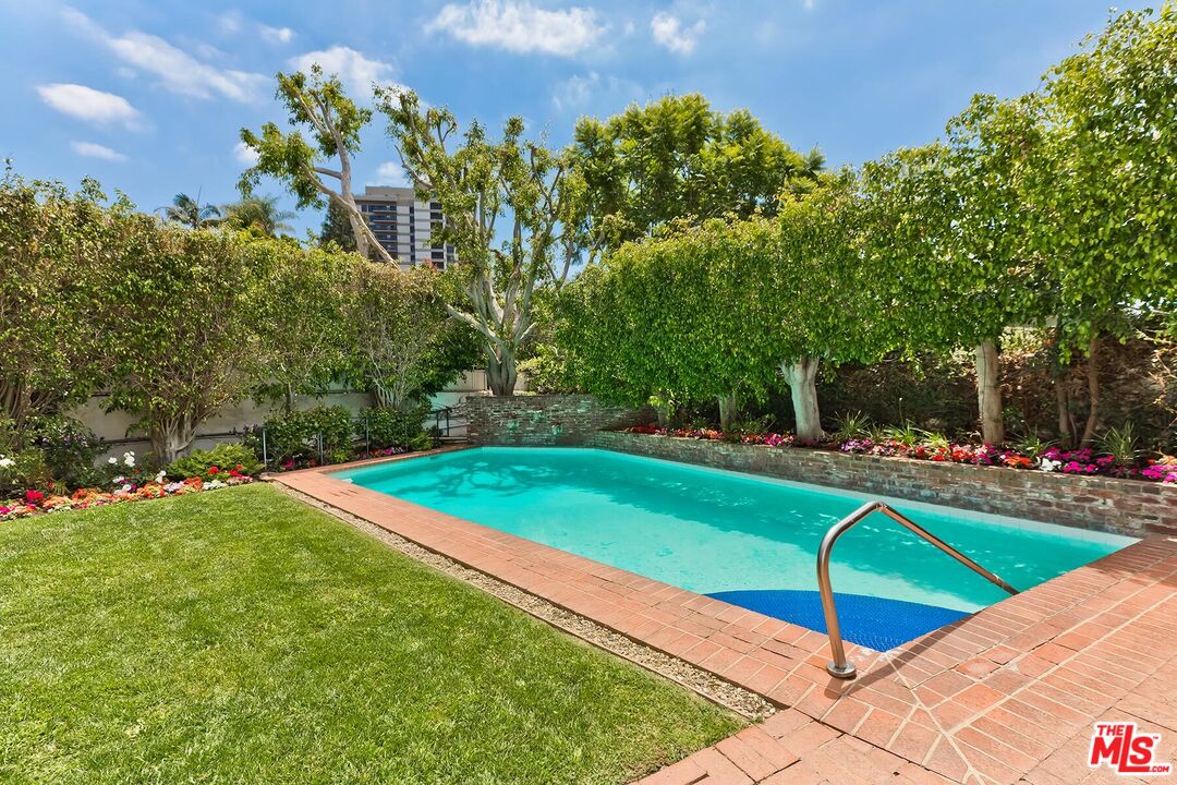 Property photo 46