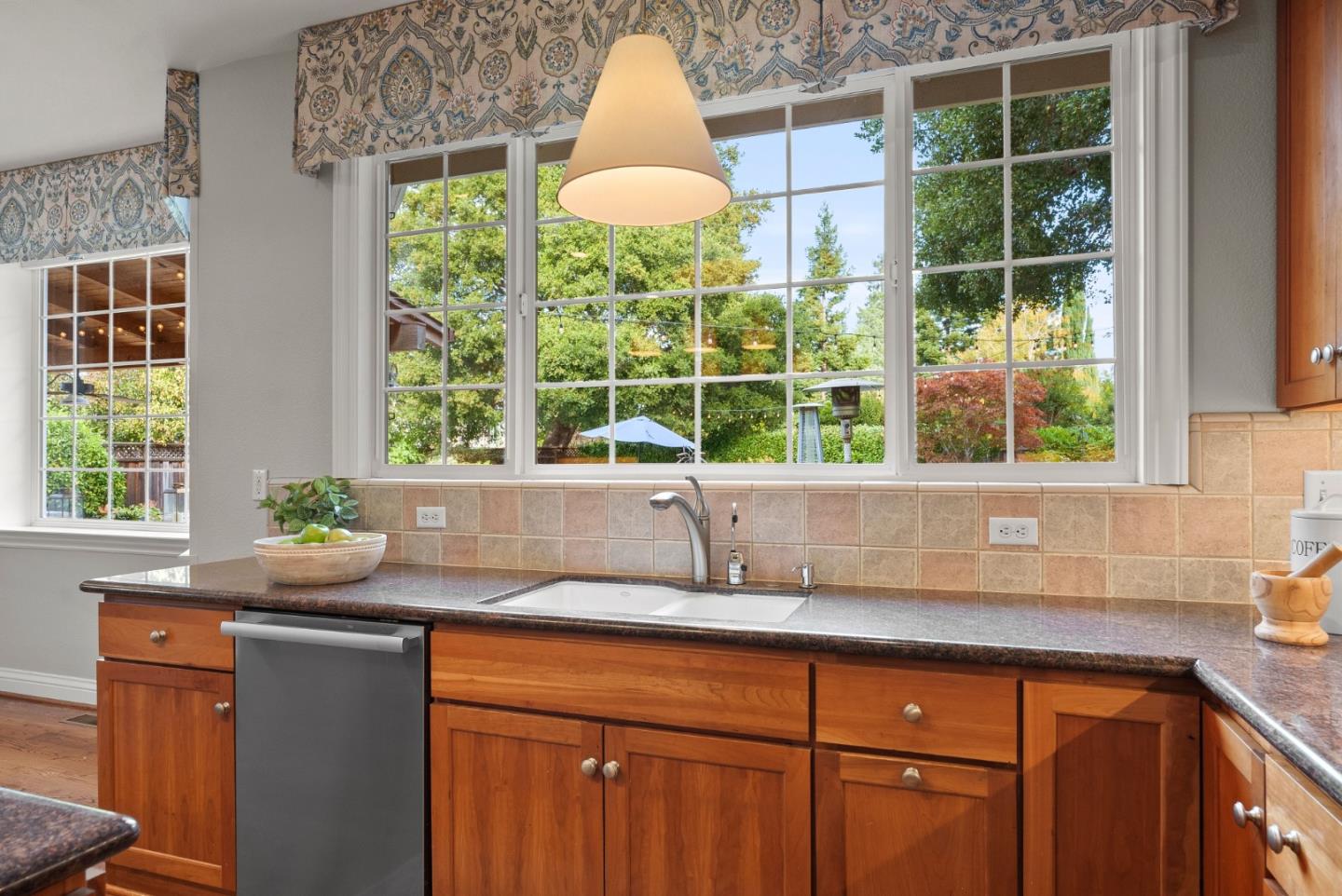 Property photo 43