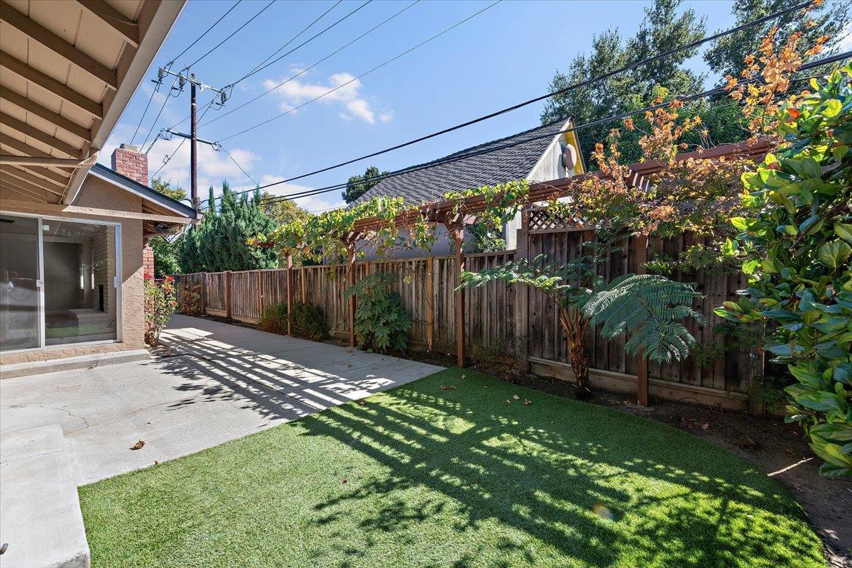 Property photo 23