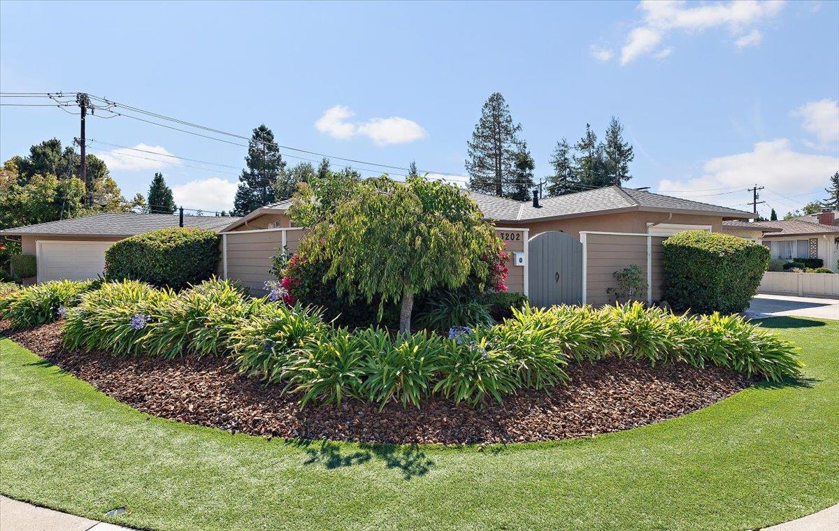 Property photo 25