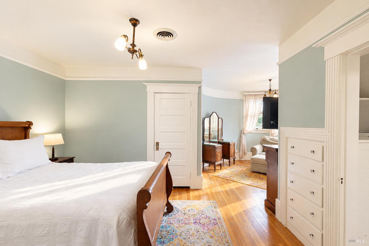 Property photo 28