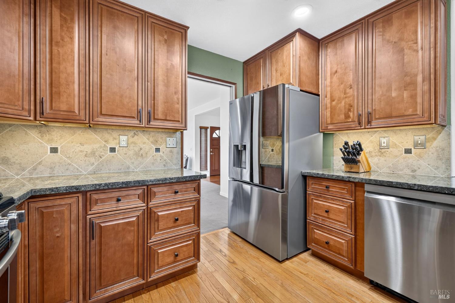 Property photo 25