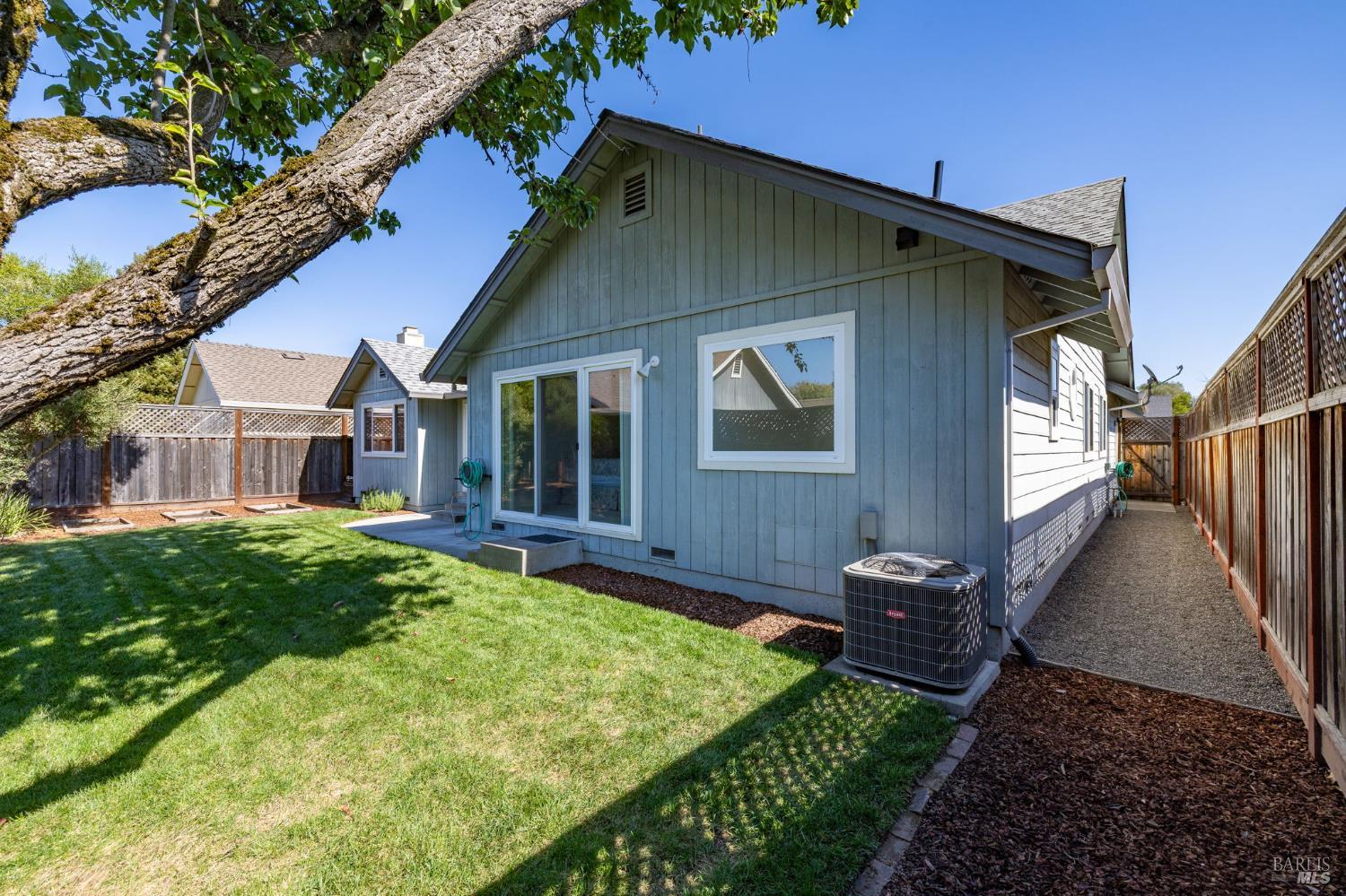 Property photo 44