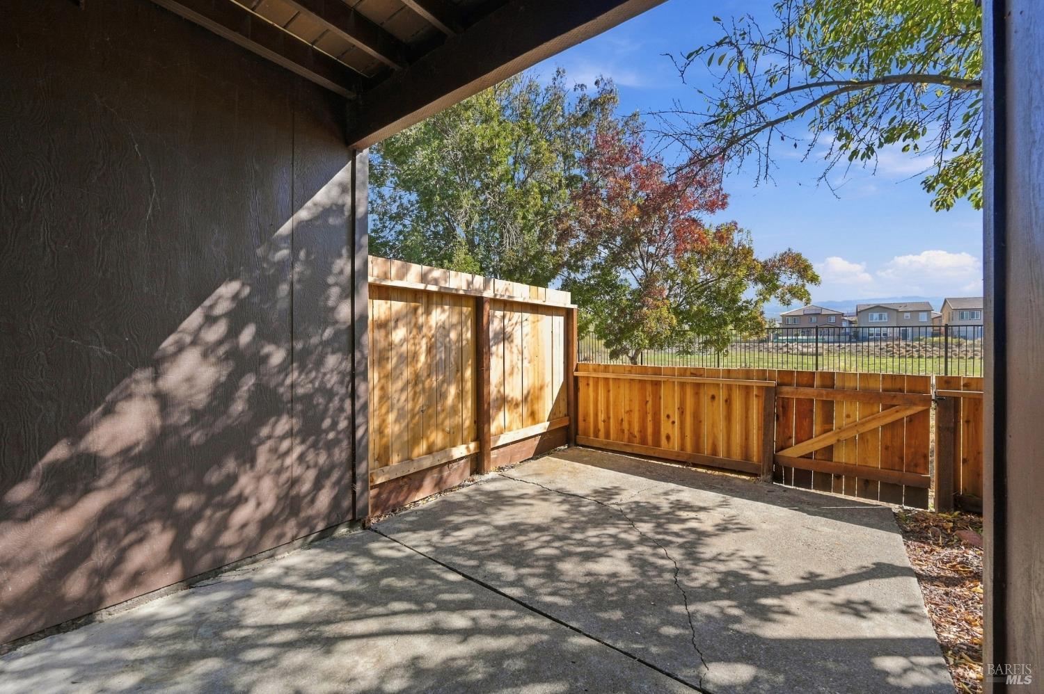 Property photo 34