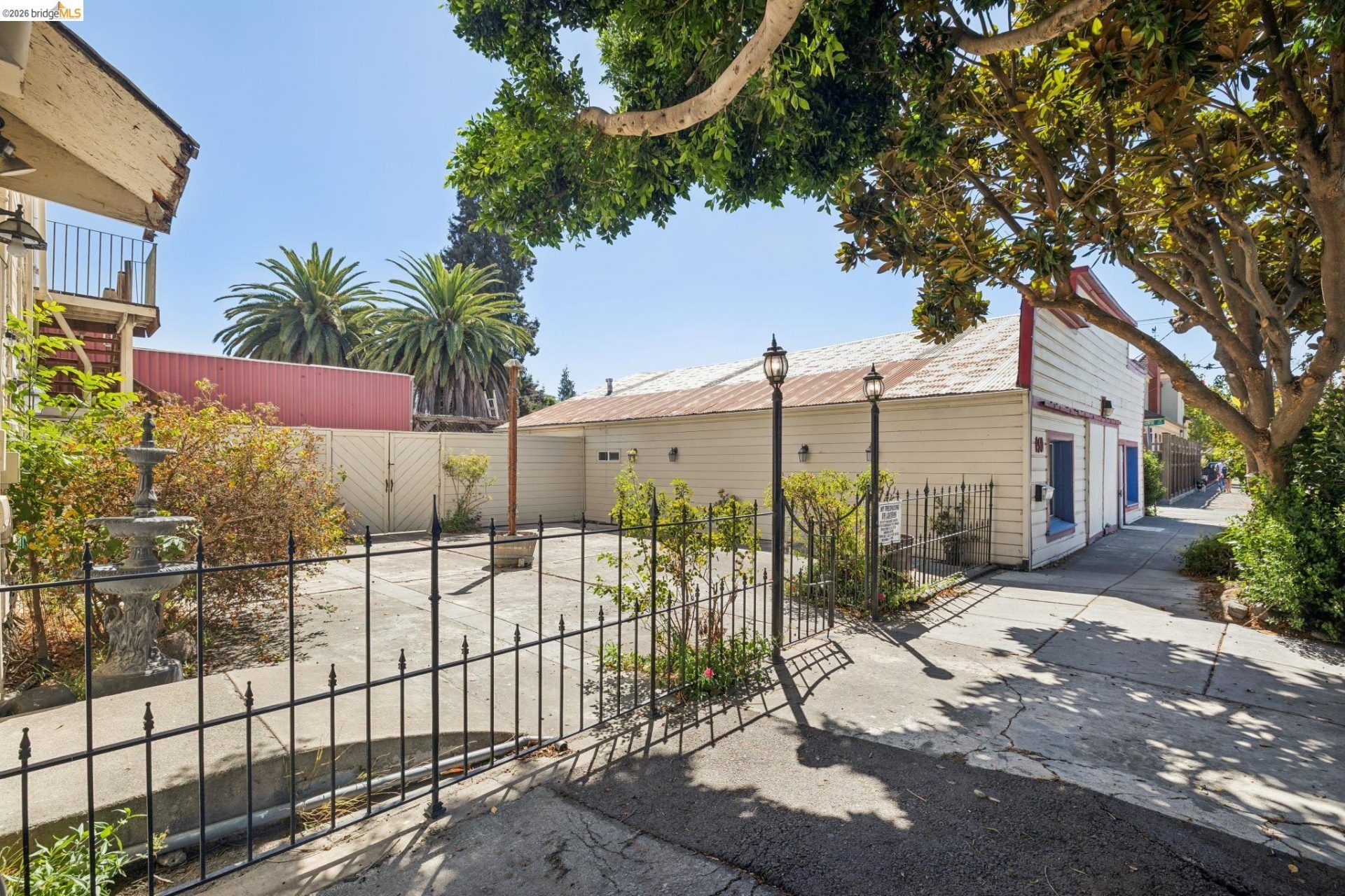 Property photo 24