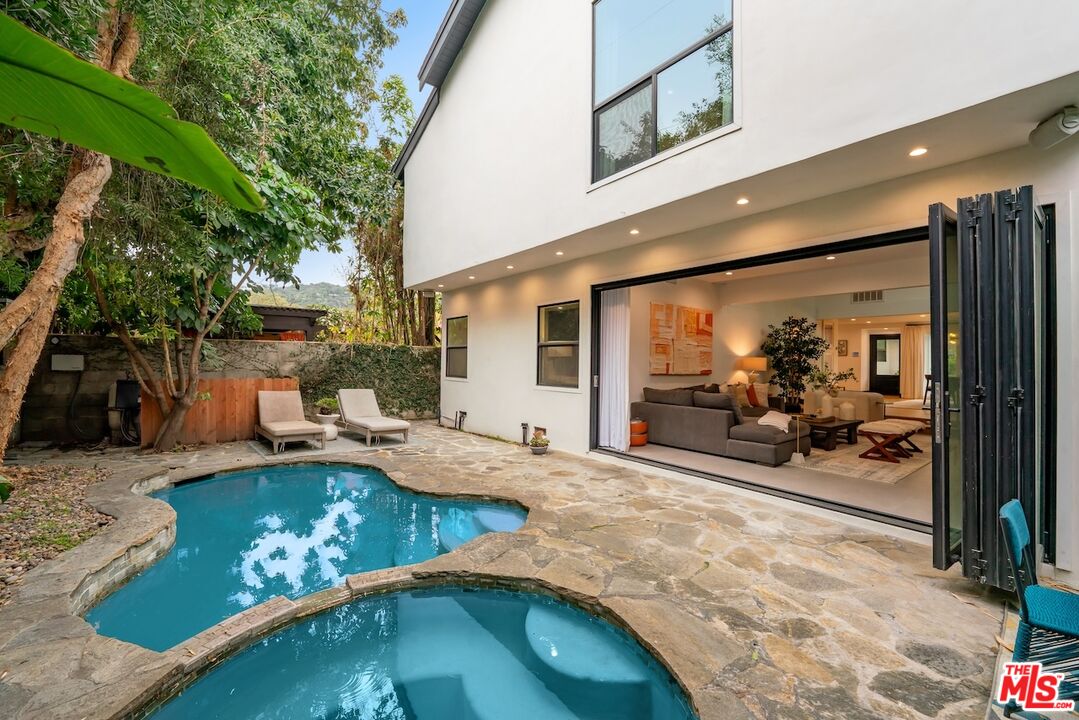 Property photo 40