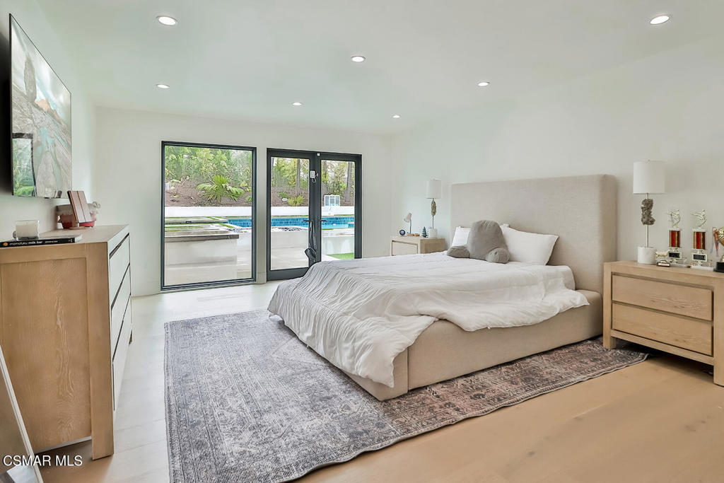 Property photo 44