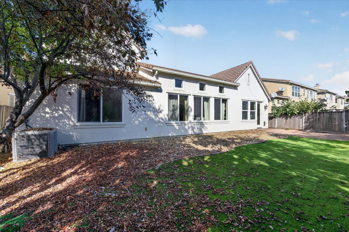 Property photo 44