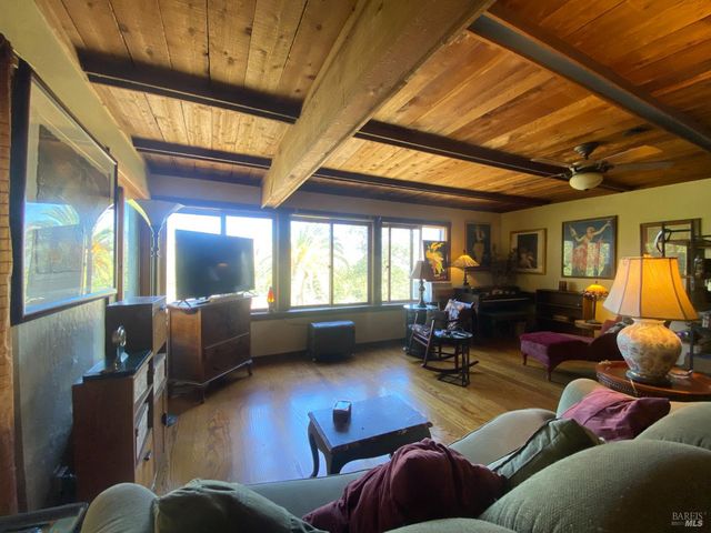 Property photo 34
