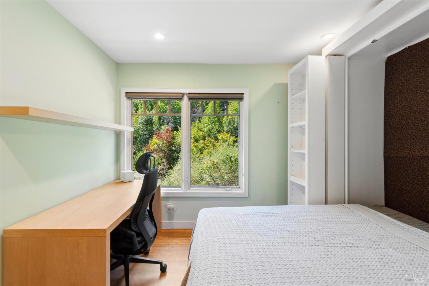 Property photo 35