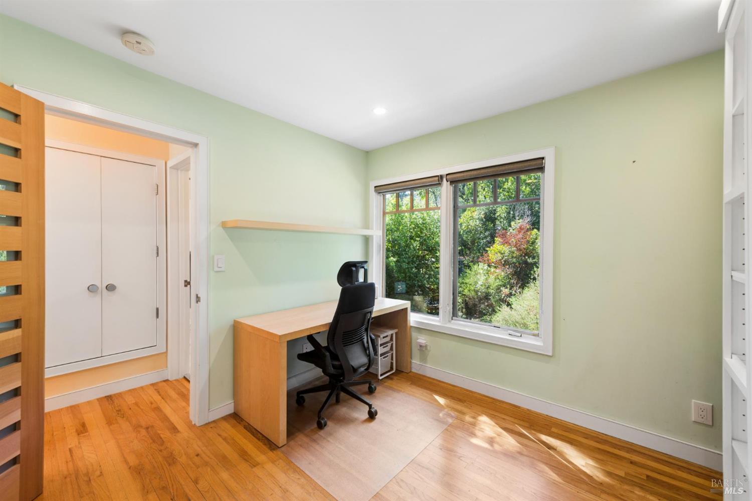 Property photo 37