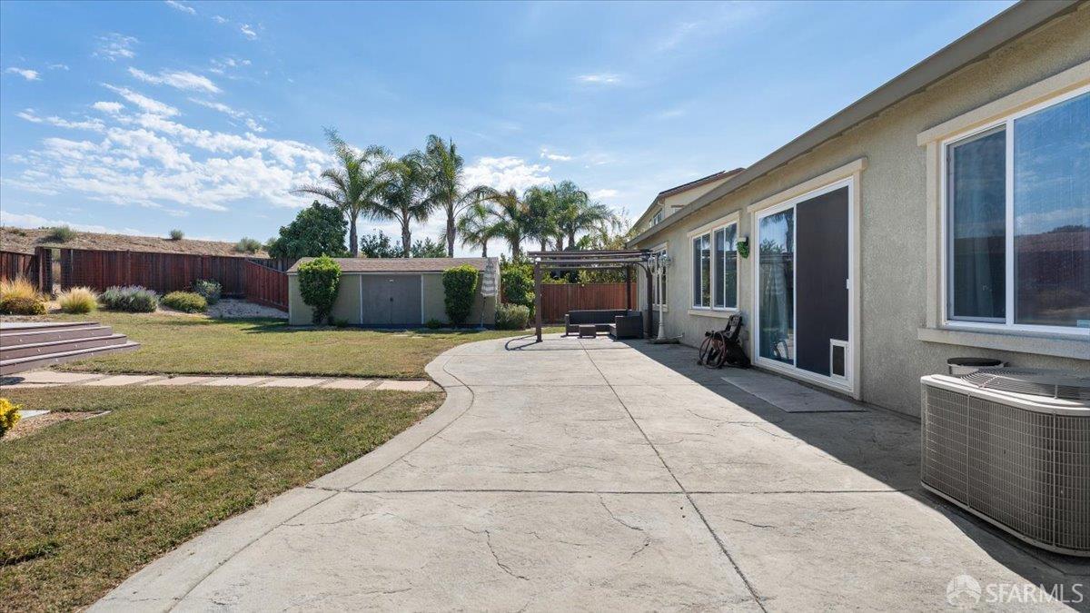 Property photo 35