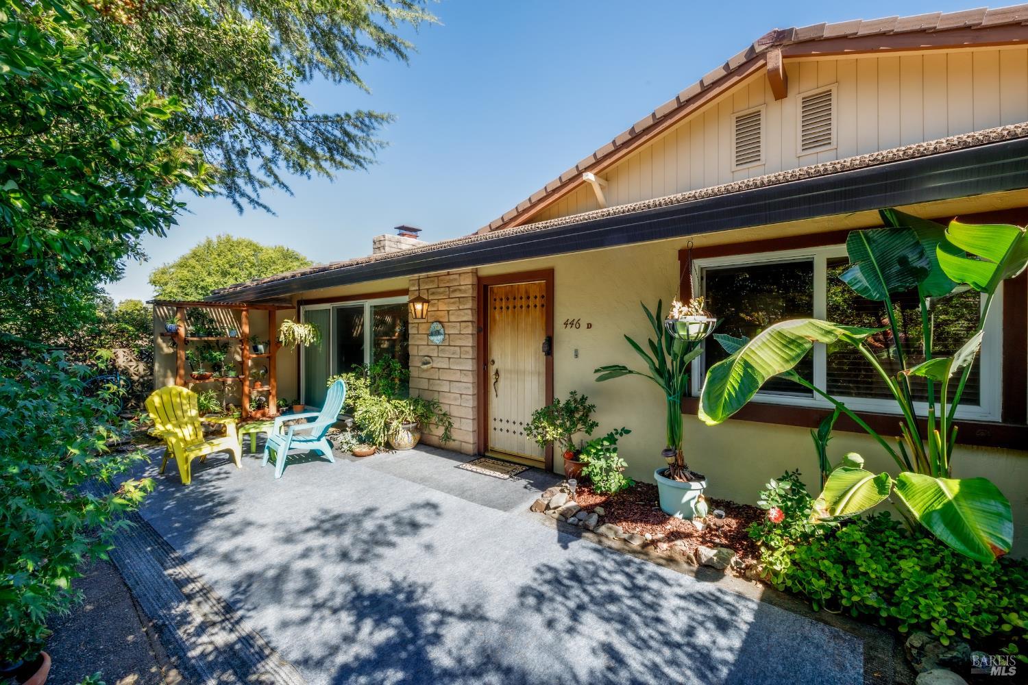 844 Highland Dr