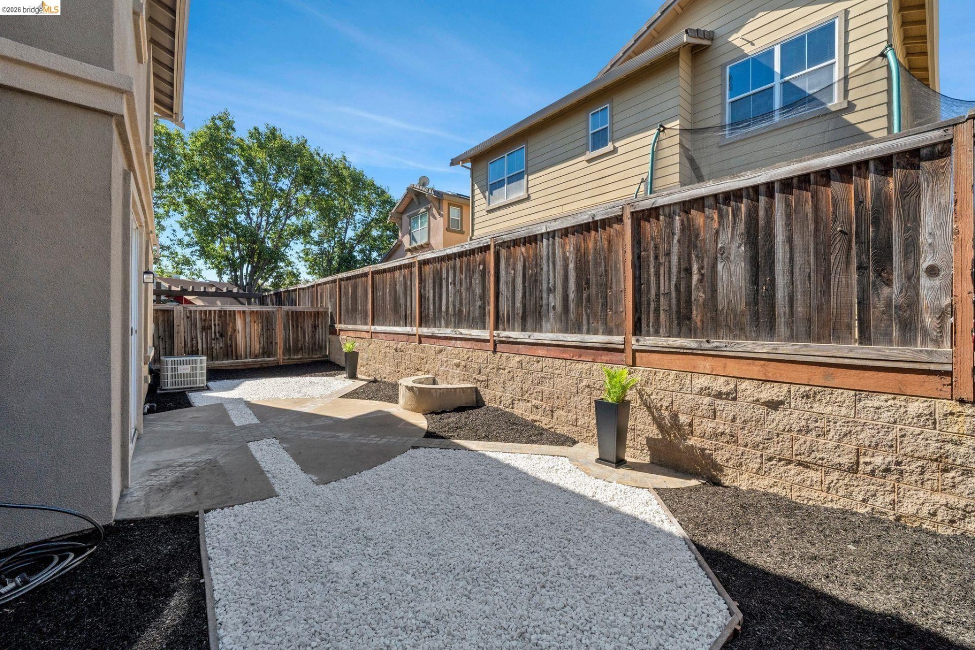 Property photo 38