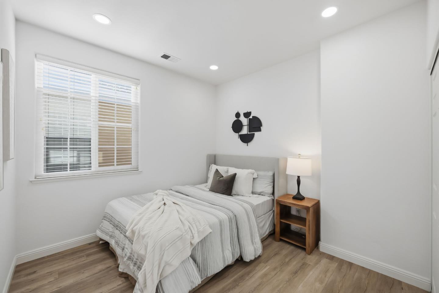 Property photo 50