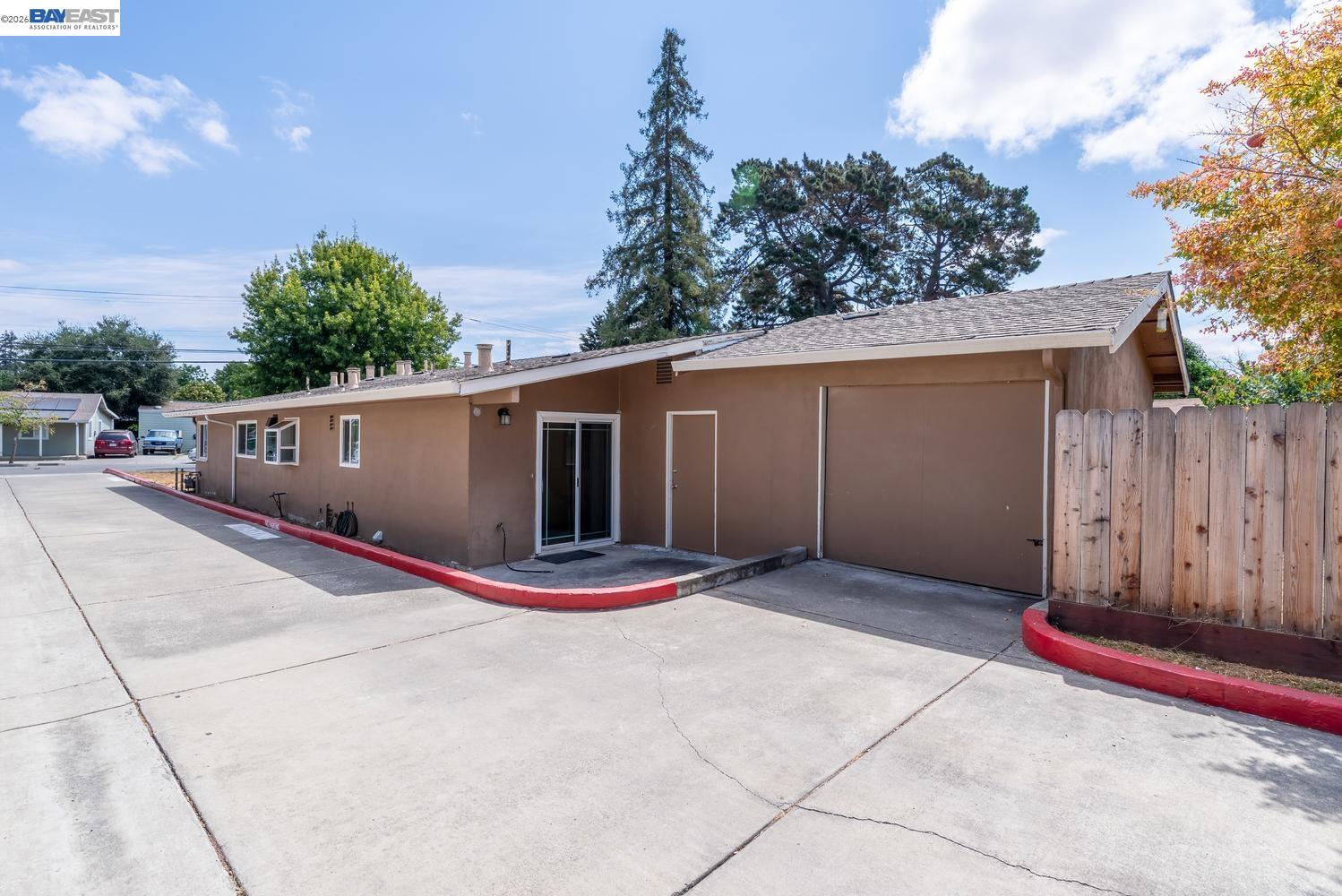 Property photo 38