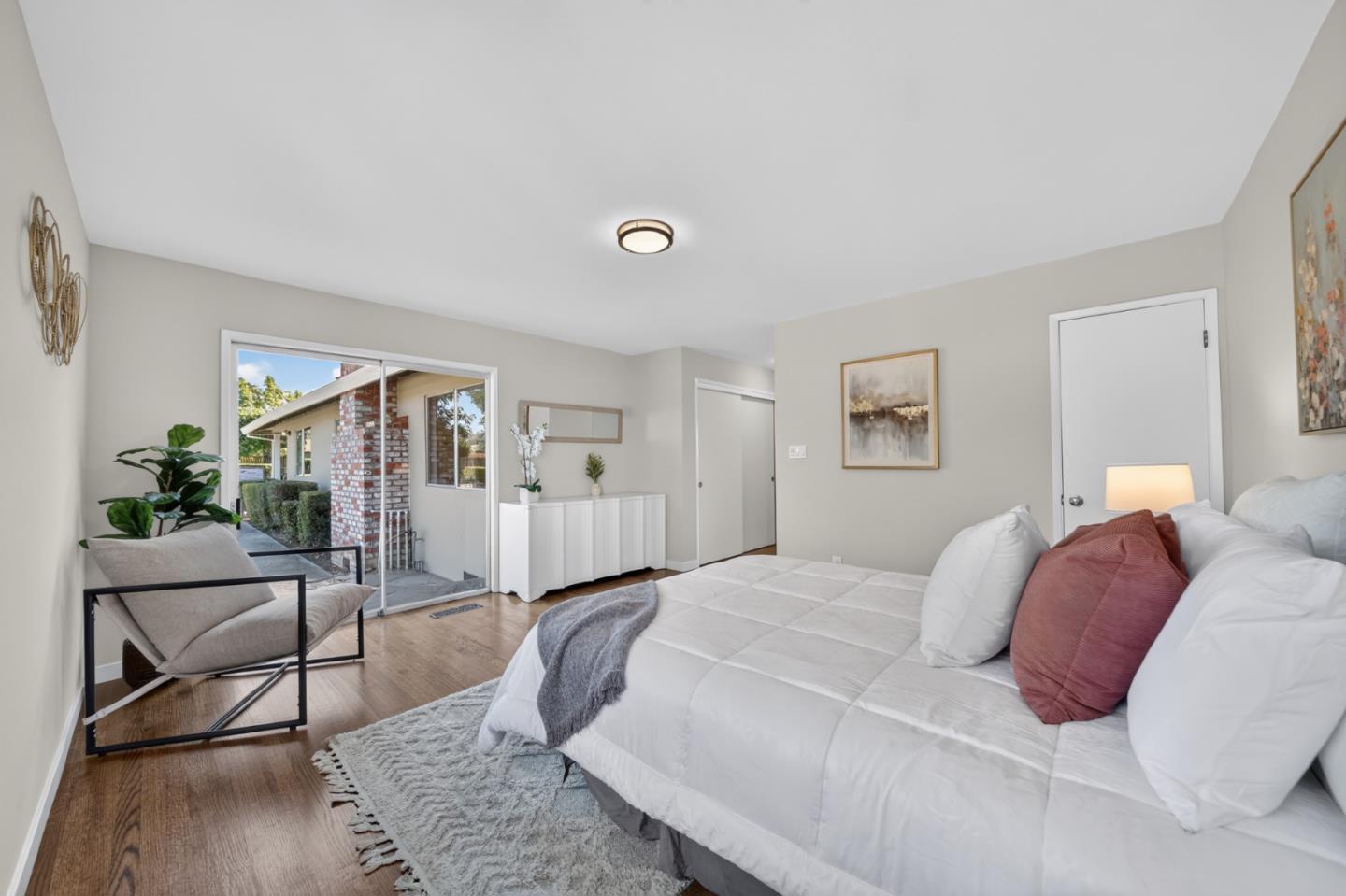 Property photo 44