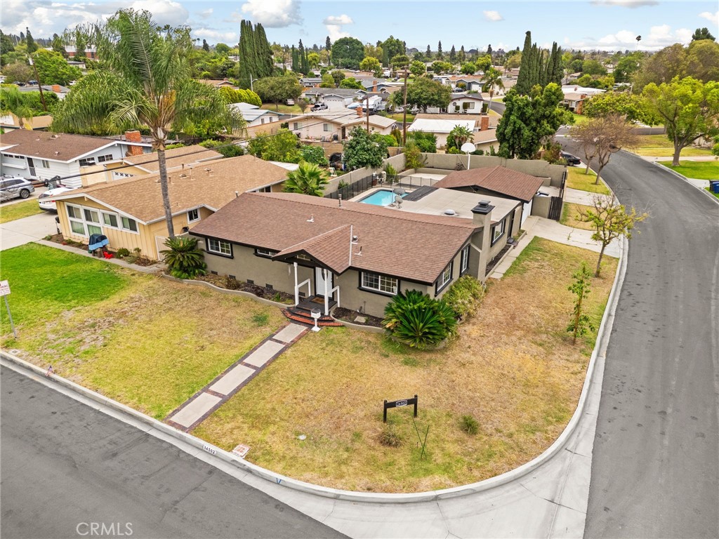 Property photo 38