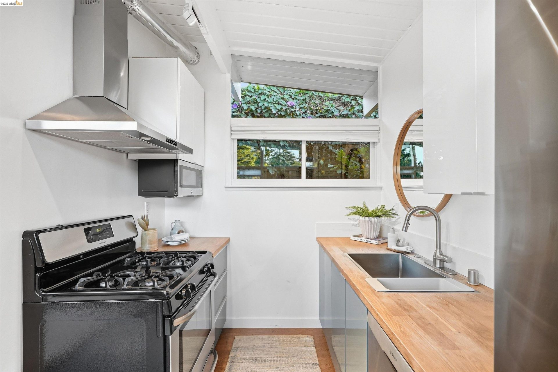 Property photo 50