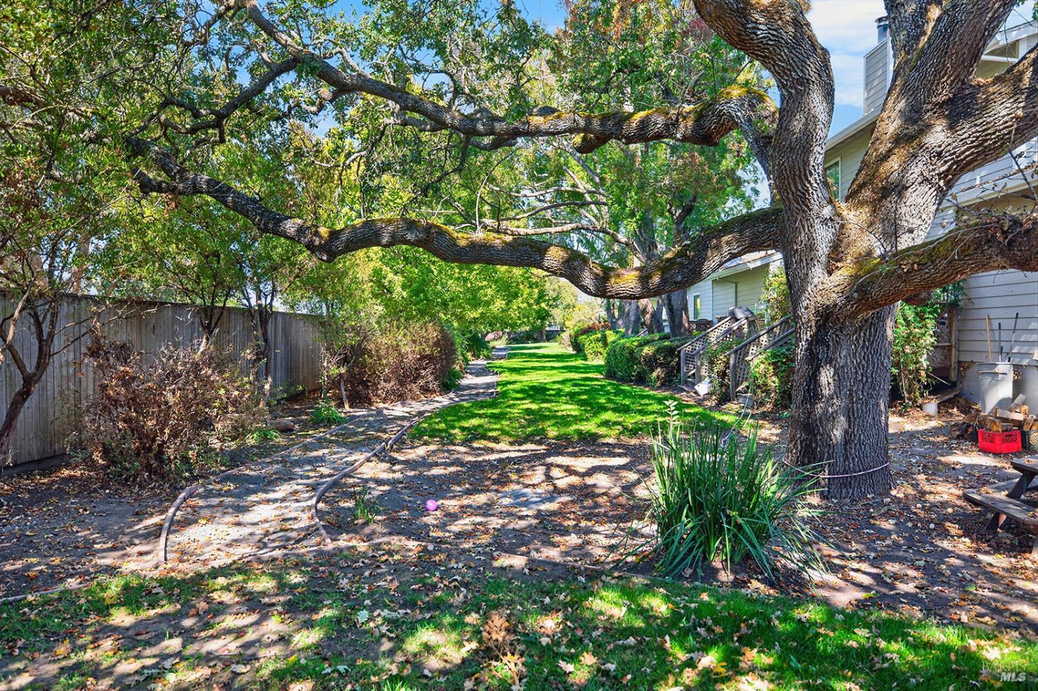 Property photo 43