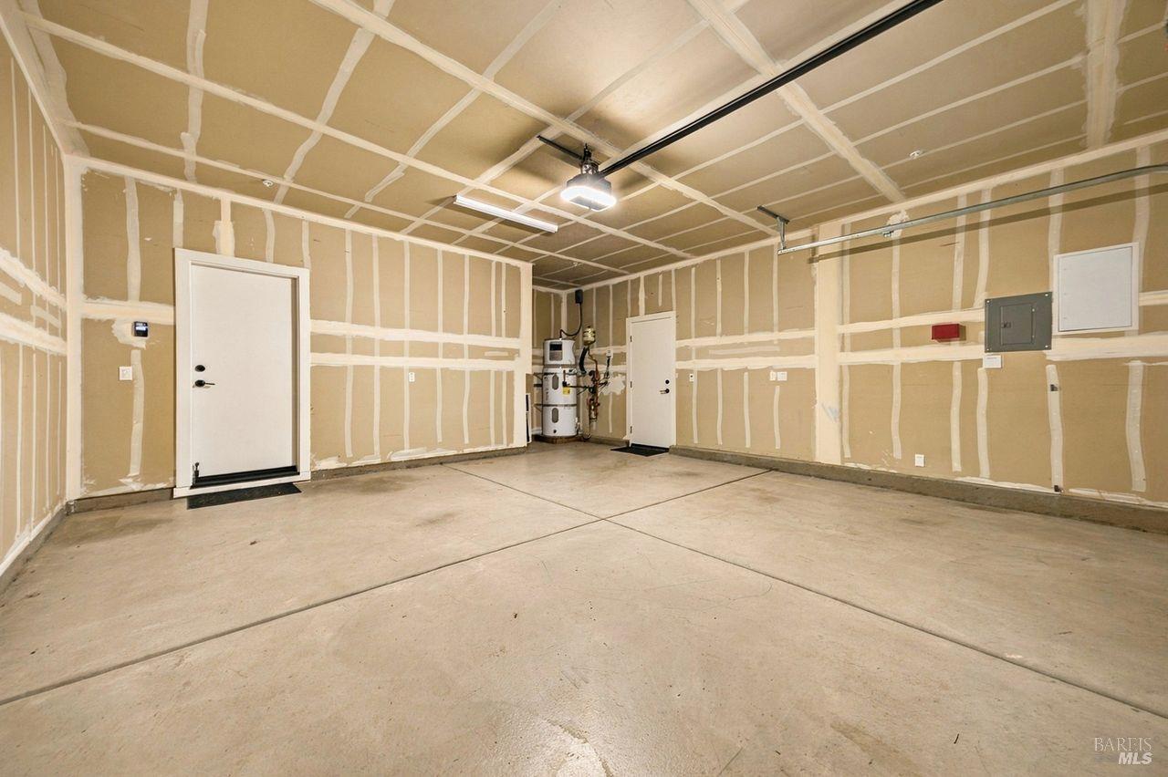 Property photo 33
