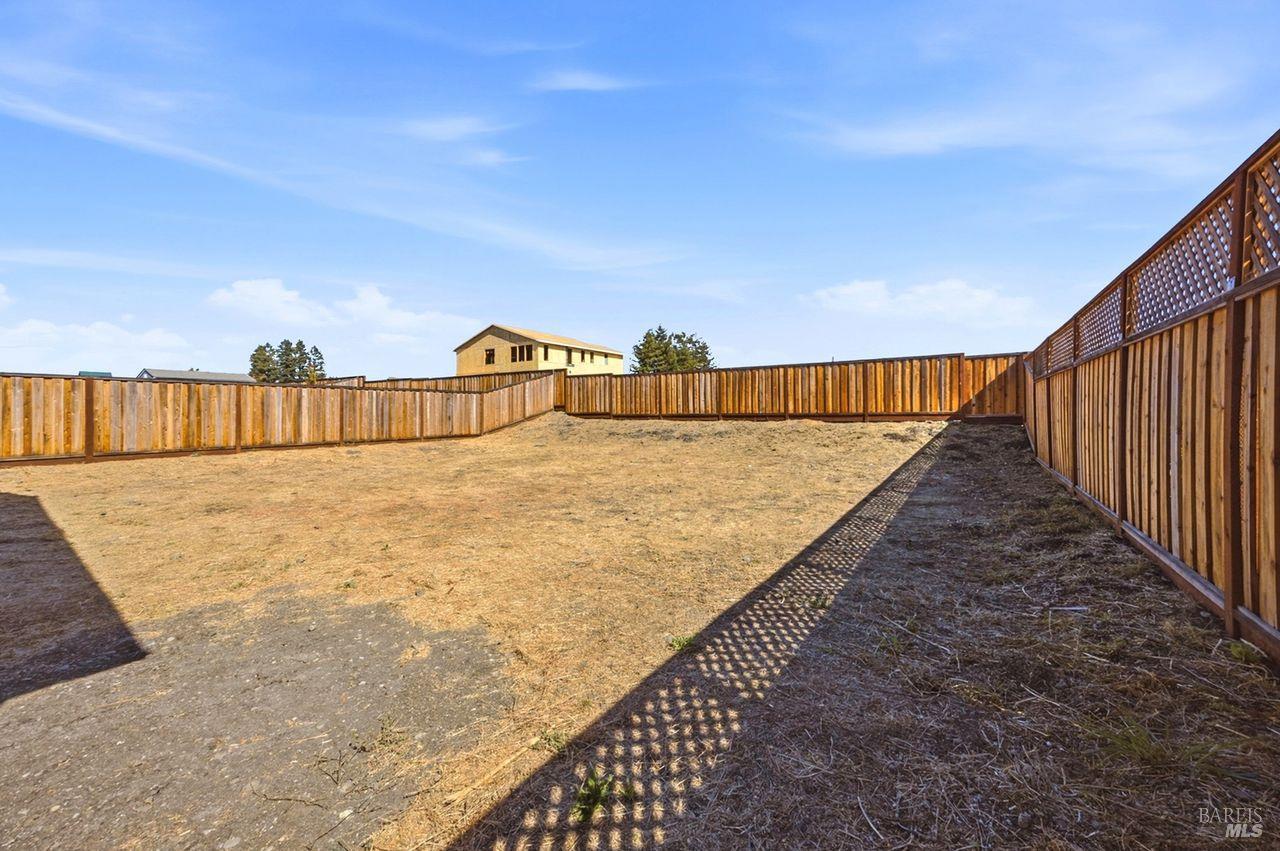 Property photo 37