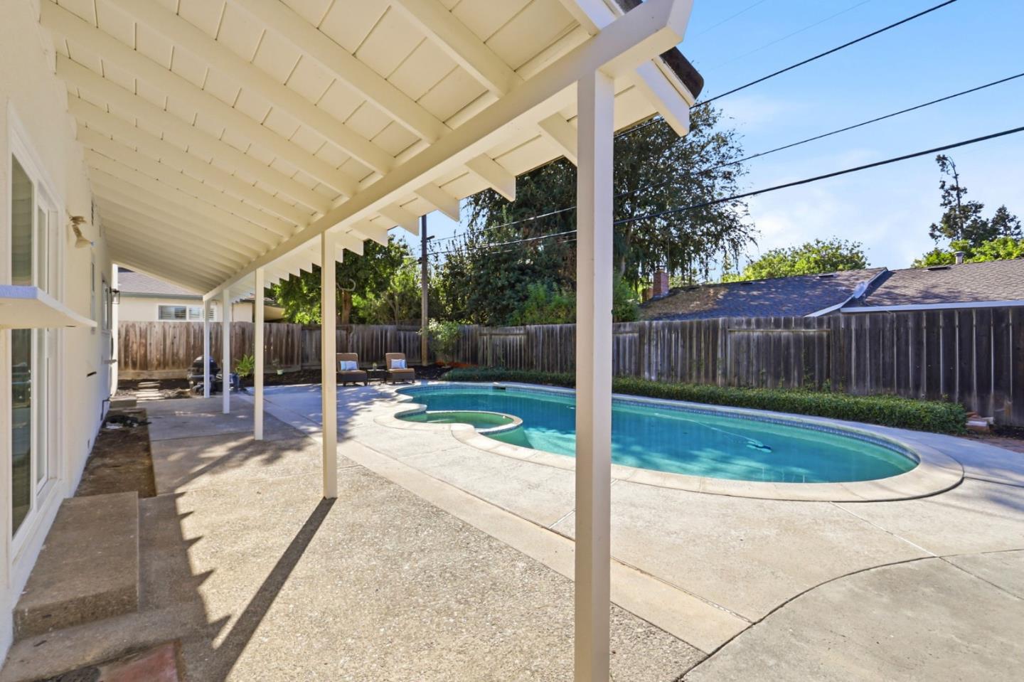 Property photo 50