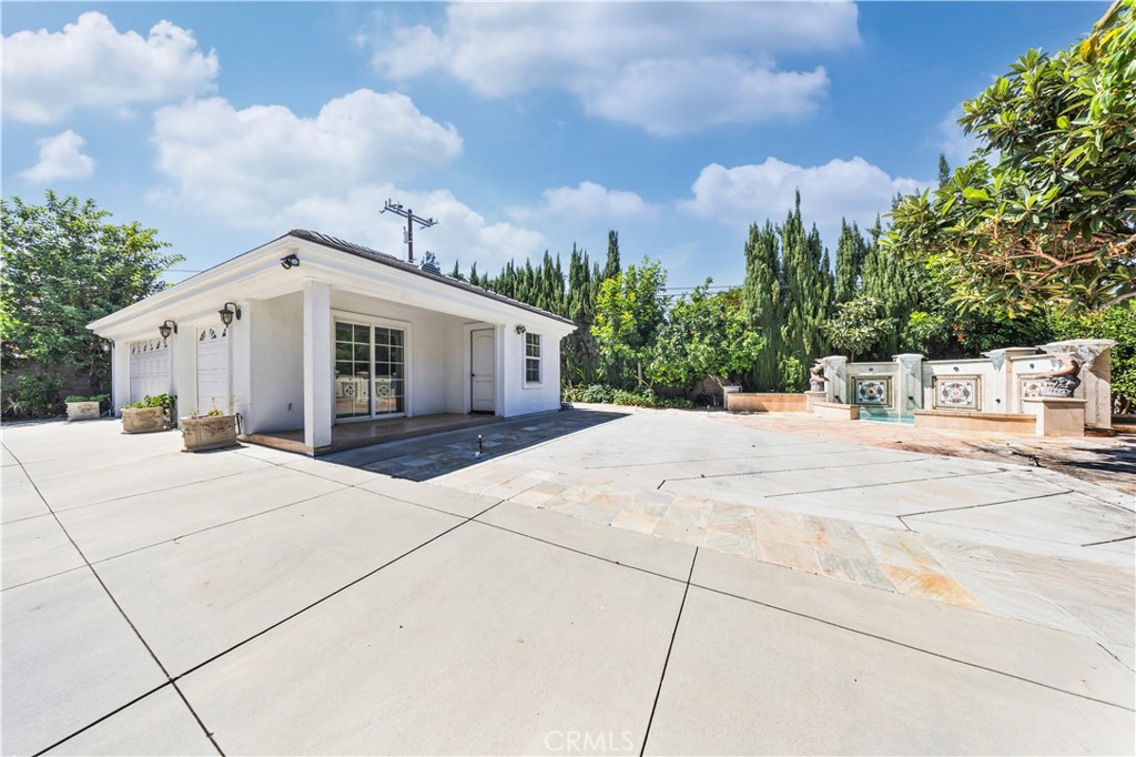 Property photo 34