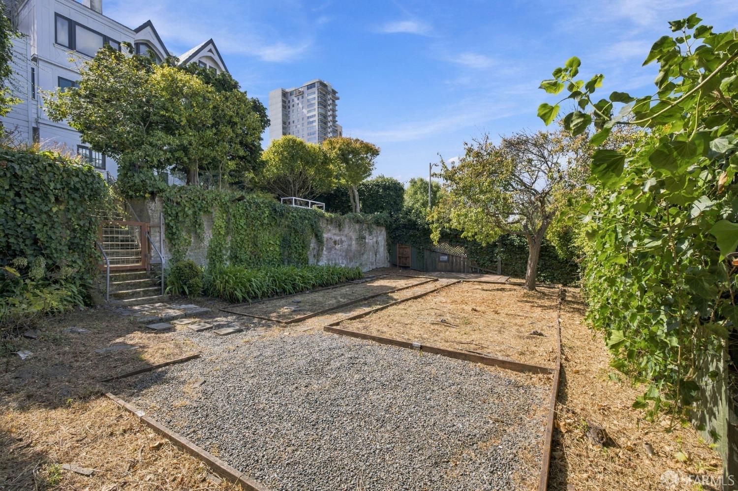 Property photo 25