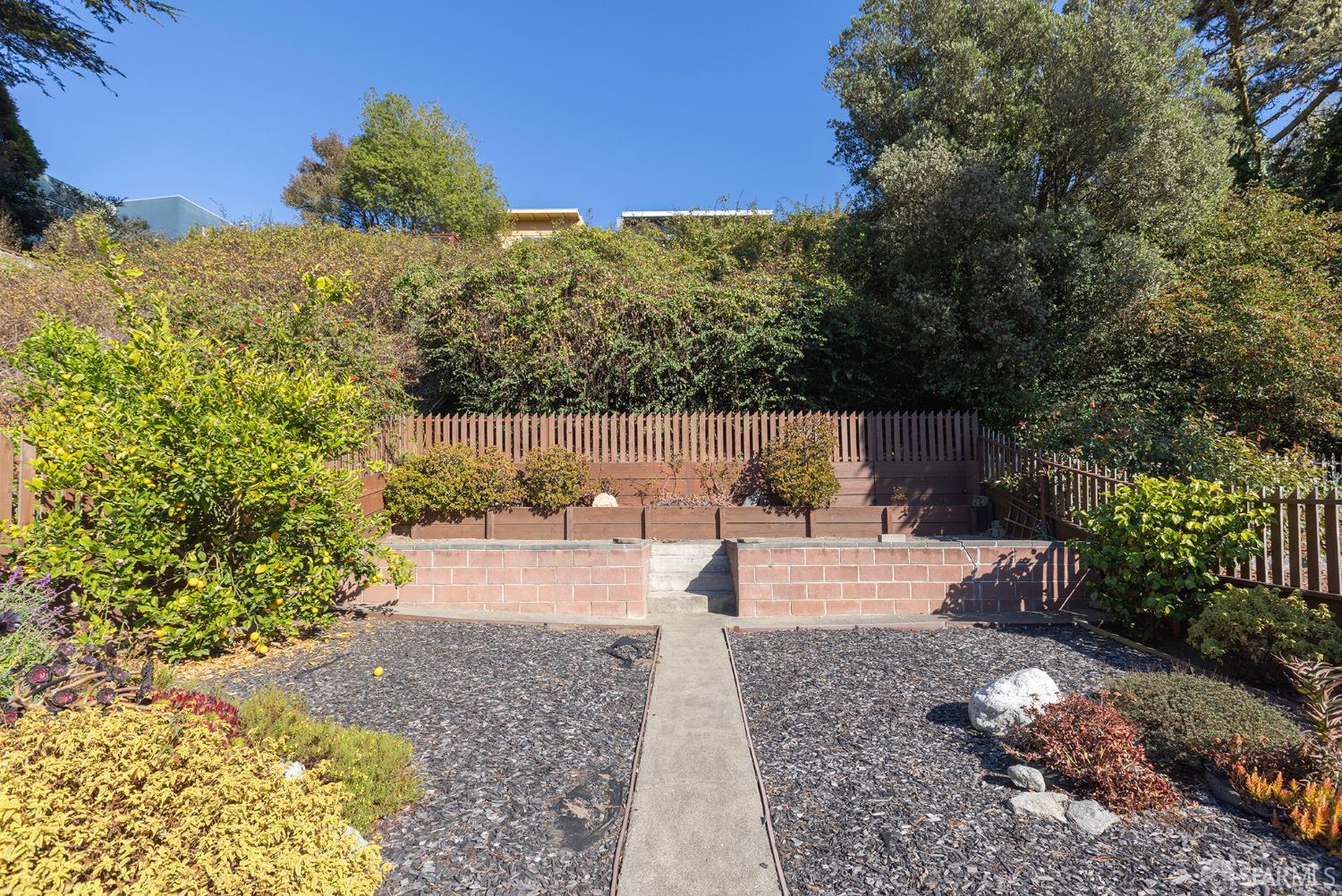 Property photo 43