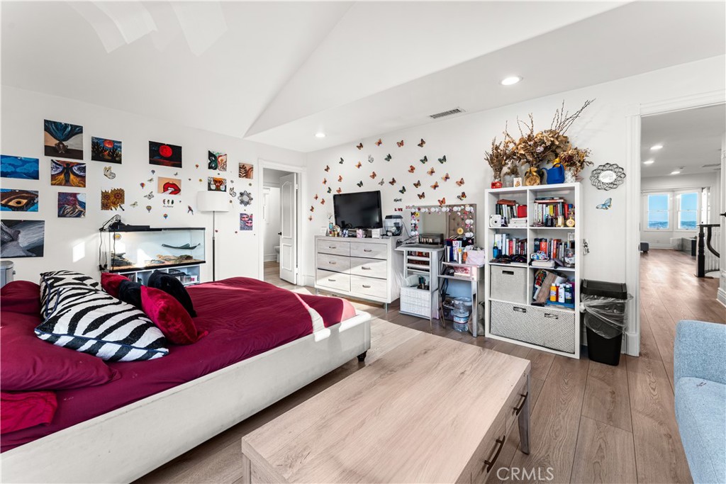 Property photo 50