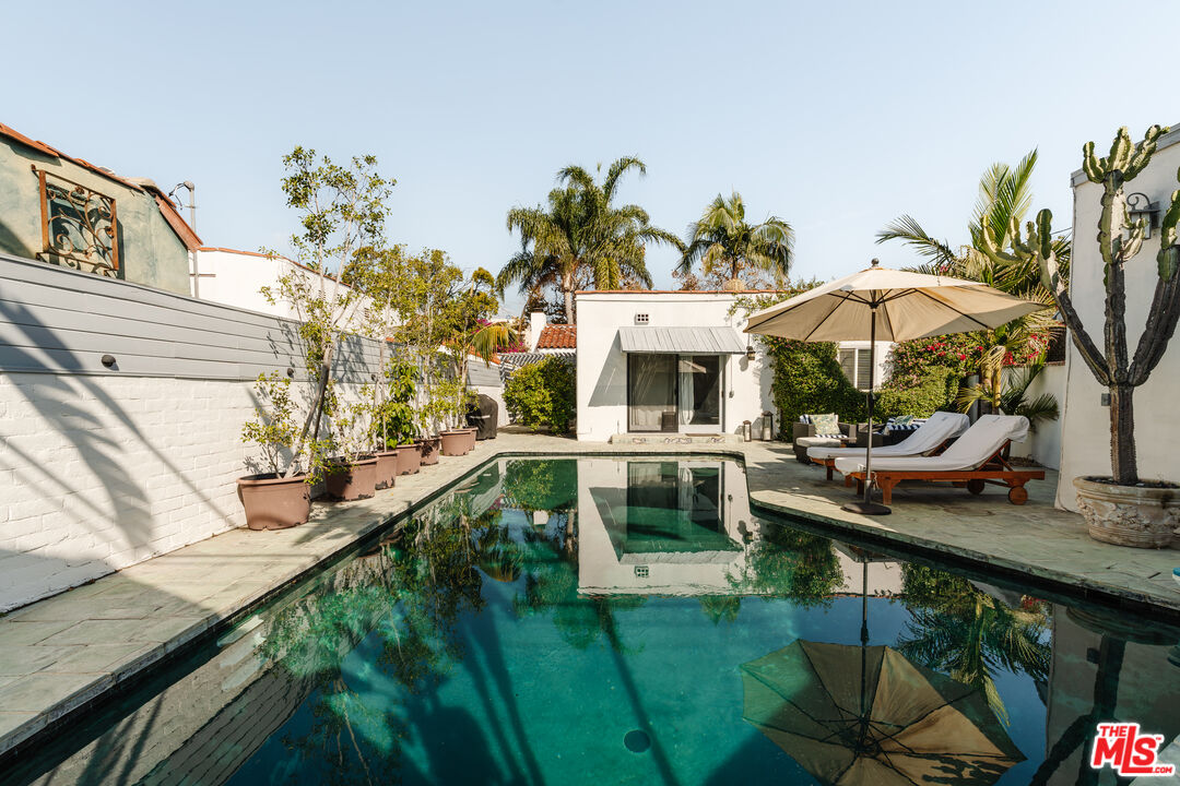 Property photo 33
