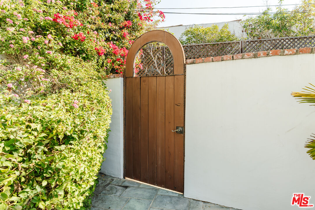 Property photo 35