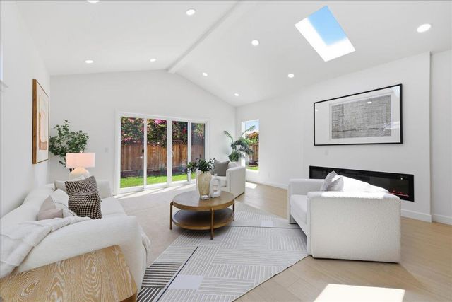 Property photo 34