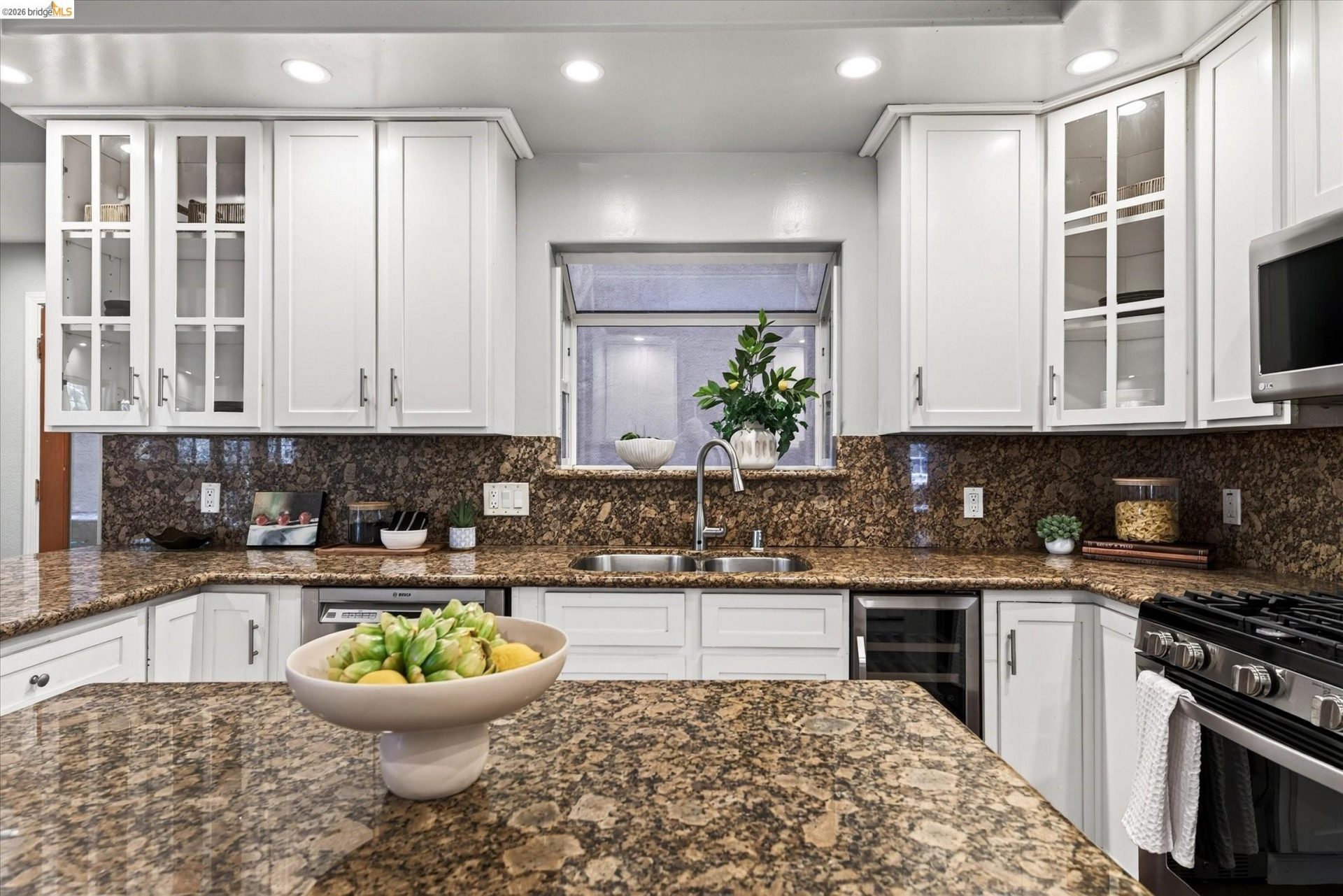 Property photo 46