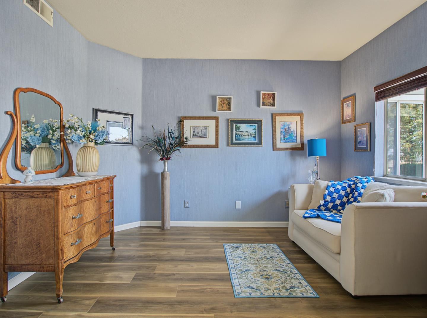 Property photo 45